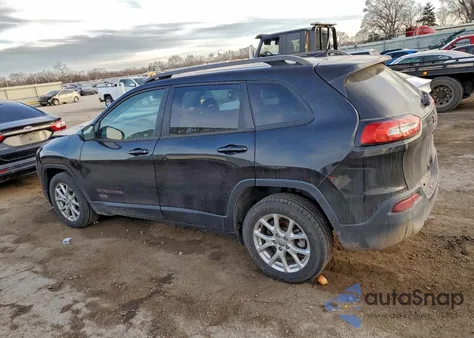 2016 Jeep Cherokee Latitude z USA, uszkodzony, nr VIN 1C4PJLCB5GW312364